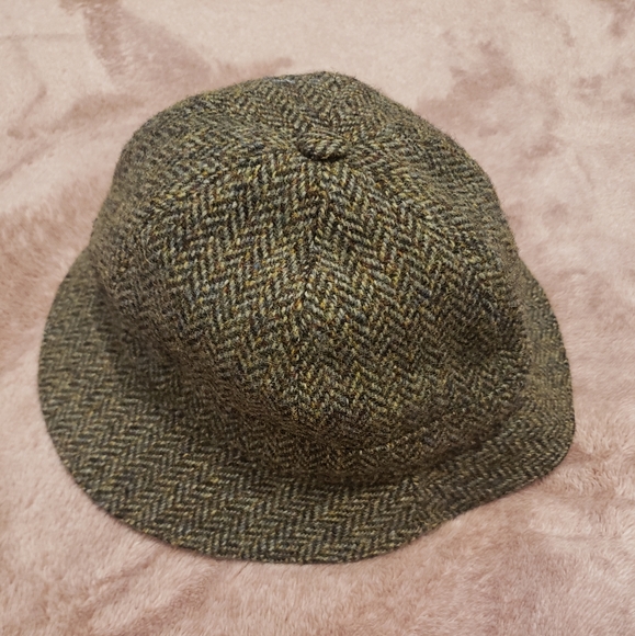 Bates - Hatters of London - Picture 2 of 2